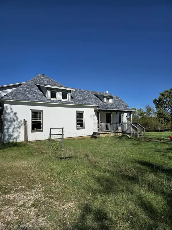 Marshfield, MO 65706,1122 N Buffalo ST