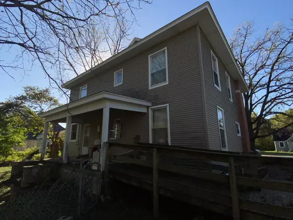 Aurora, MO 65605,213 Jasper ST