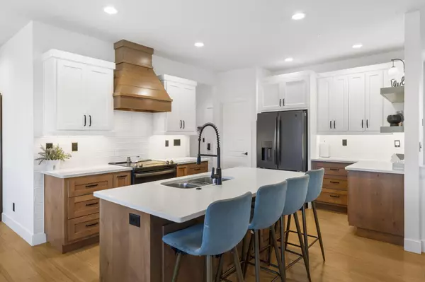 Nixa, MO 65714,718 S Peach Brook