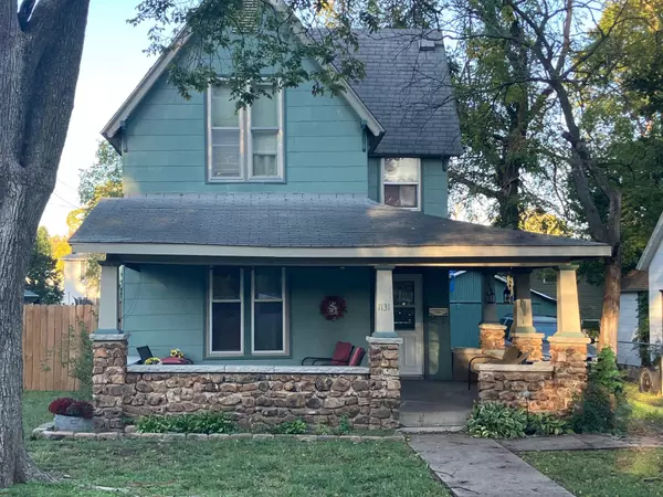 1131 Lyon ST, Carthage, MO 64836