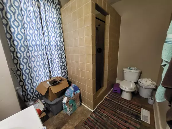 Joplin, MO 64801,523 N Joplin