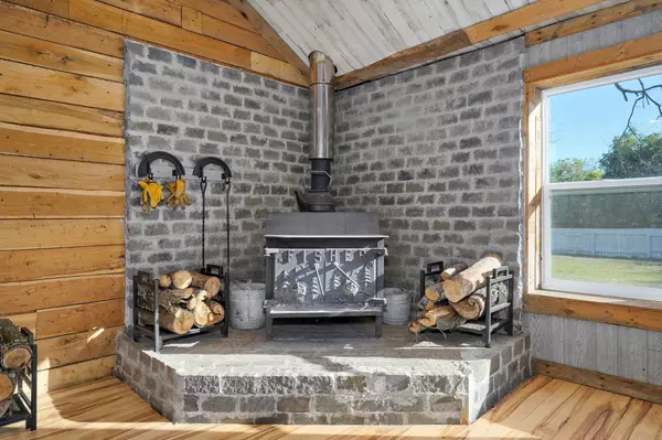 La Russell, MO 64848,3501 State Highway 96