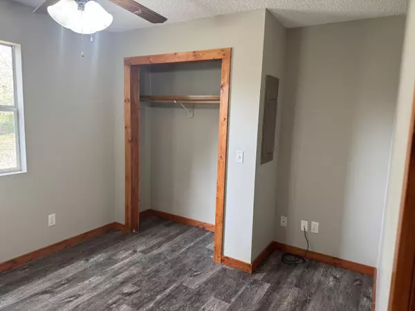 Bolivar, MO 65613,565 N Williams PL