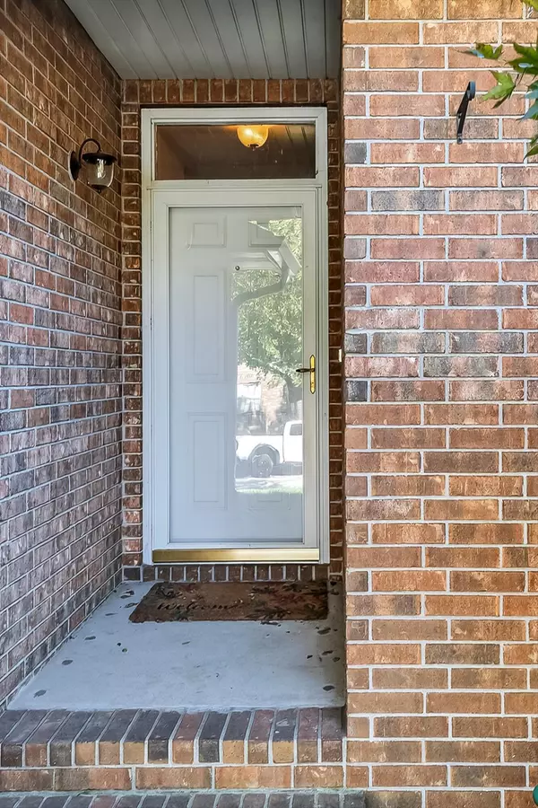 Springfield, MO 65803,1352 W Vancouver ST