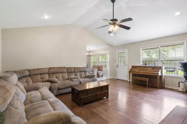 Nixa, MO 65714,209 Shady Acres CIR