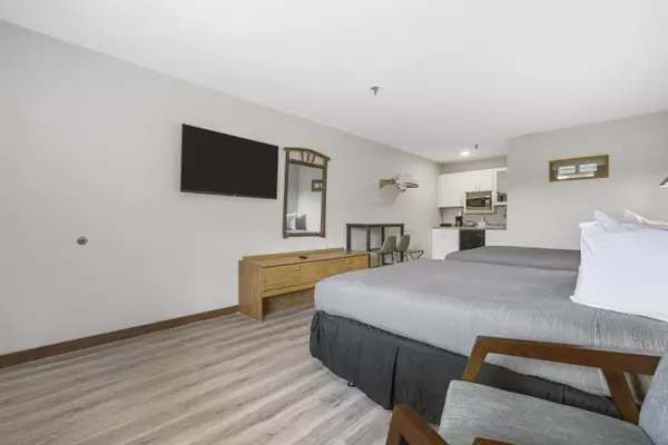 Indian Point, MO 65616,982 Indian Point RD #309