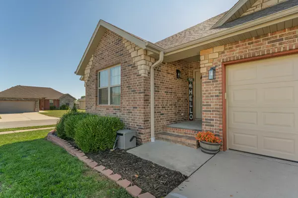 Nixa, MO 65714,878 E Dyann DR