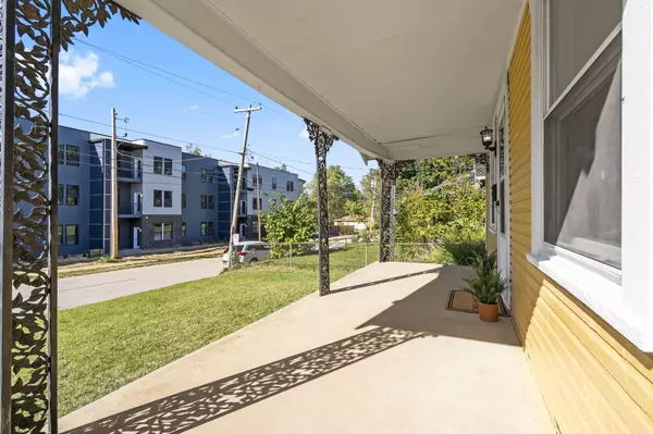 Springfield, MO 65806,942 S Market AVE