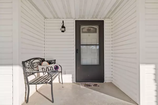 Everton, MO 65646,1138 E Hwy 160