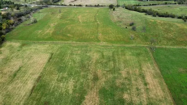 Halfway, MO 65663,000 E 380th RD