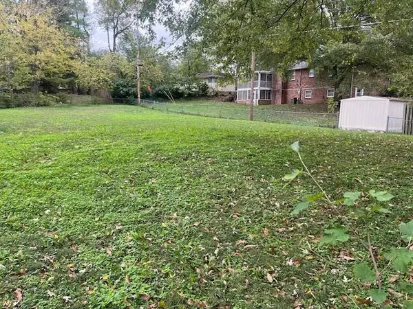 2726 S Catalina AVE, Springfield, MO 65804