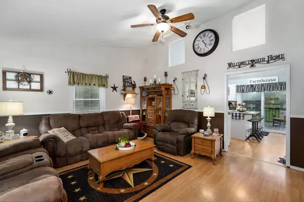 Marshfield, MO 65706,2582 River RD