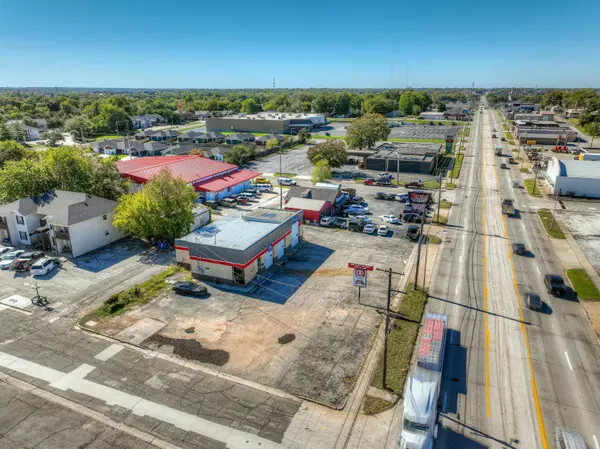 Joplin, MO 64801,2420 E 7th ST