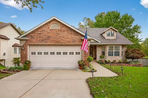 108 N Julie DR, Republic, MO 65738