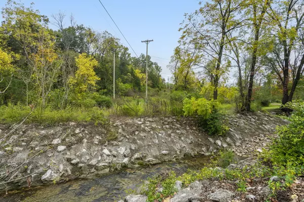 Hollister, MO 65672,2866 Maple ST