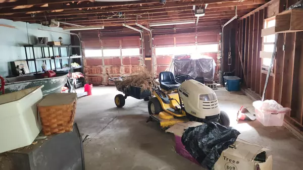 Greenfield, MO 65661,000 Mcpherson Street