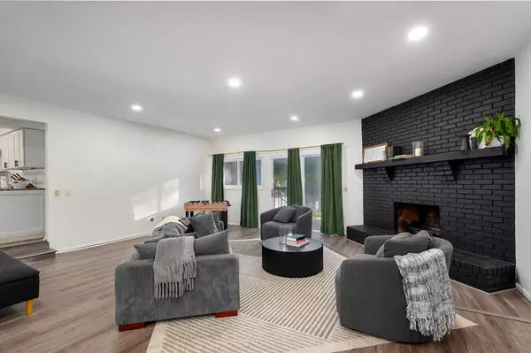 Springfield, MO 65809,1410 S Briar AVE