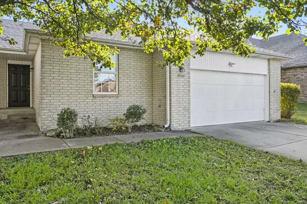 4304 N Penny CT, Ozark, MO 65721