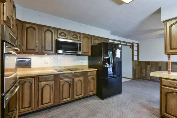 Kirbyville, MO 65679,421 Newport DR