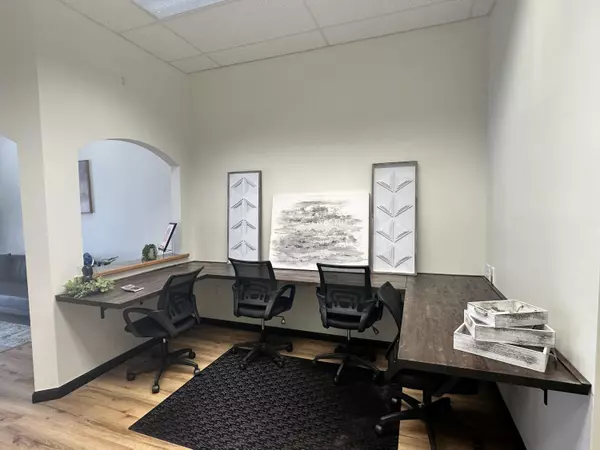 Springfield, MO 65804,1901 E Bennett ST #J