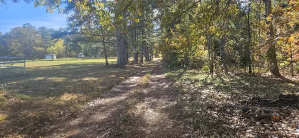 Salem, MO 65560,205 County Road 6550