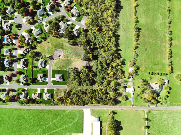 Monett, MO 65708,000 Woodland Hills