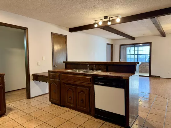 Bolivar, MO 65613,1018 S Lillian AVE