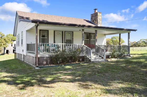 Pleasant Hope, MO 65725,569 E Farm Road 26