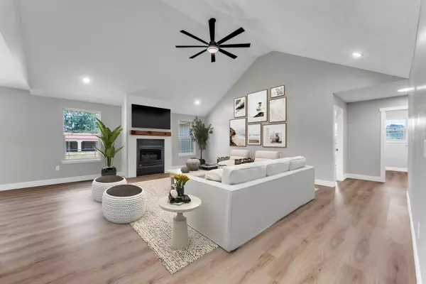 Billings, MO 65610,132 Cranberry RD