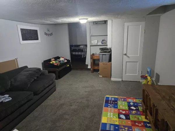 Nixa, MO 65714,106 S Delaware ST