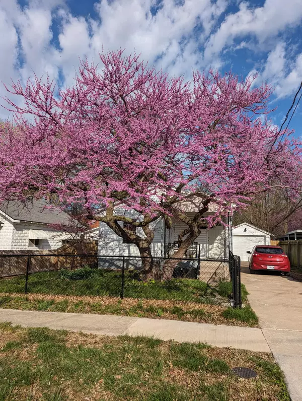 Springfield, MO 65803,2212 N Kellett AVE