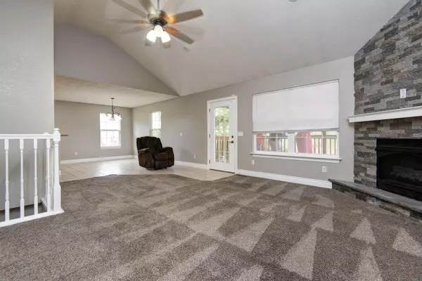 Ozark, MO 65721,1209 S 21st AVE