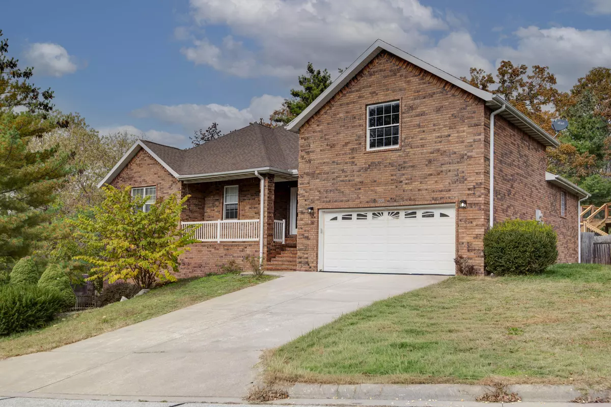 Ozark, MO 65721,1209 S 21st AVE