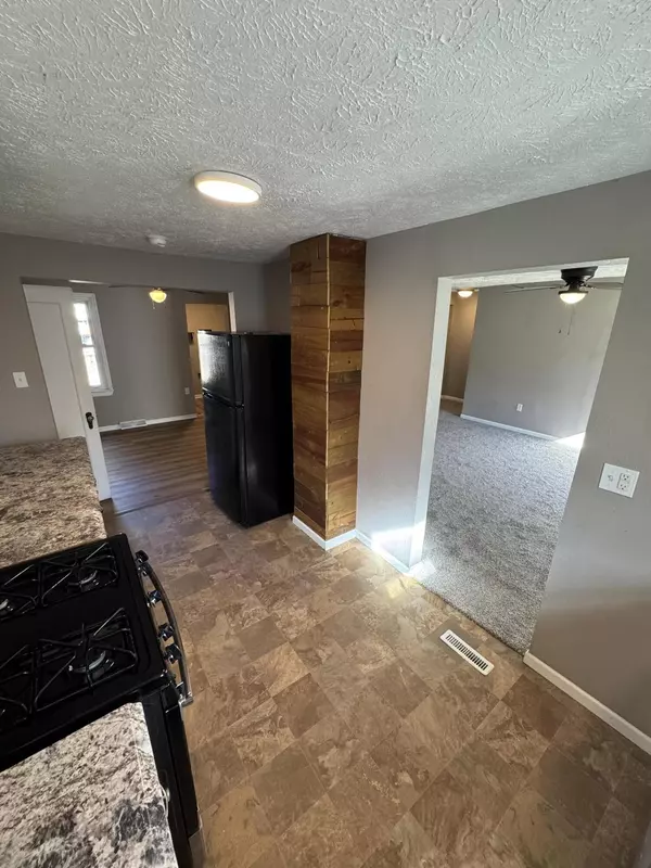 Springfield, MO 65803,1421 E Nora ST