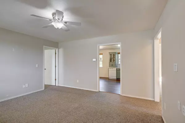 Webb City, MO 64870,1785 Chickadee DR