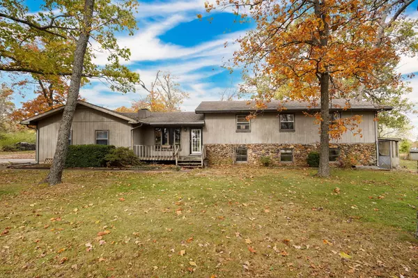 3195 E Southernview RD, Ozark, MO 65721