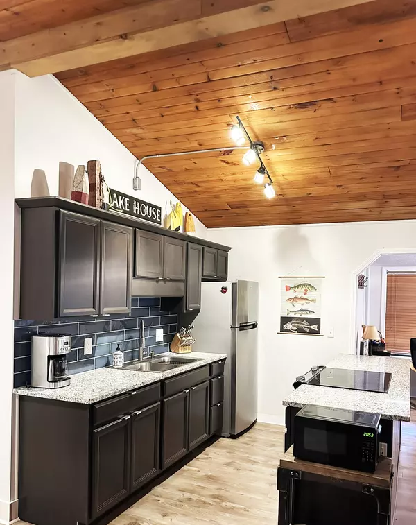 Galena, MO 65656,1546 Hideaway RD