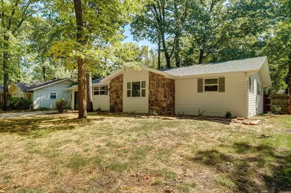 Springfield, MO 65802,912 S Cavalier DR