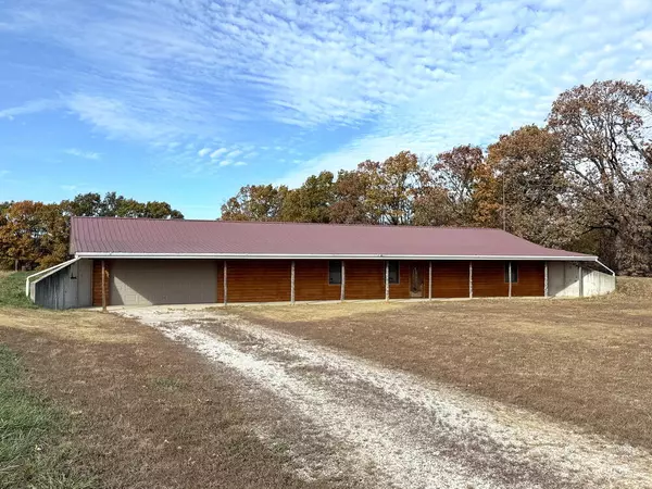 El Dorado Springs, MO 64744,4552 S 201 RD