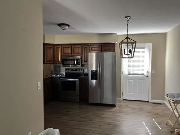 Cassville, MO 65625,1002 Lake Road DR