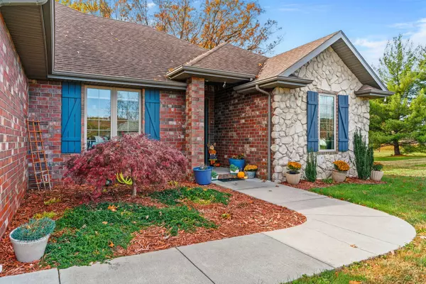 Nixa, MO 65714,1736 W Riverfork DR