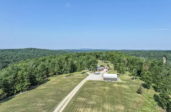 Eureka Springs, AR 72632,520 County Road 1144