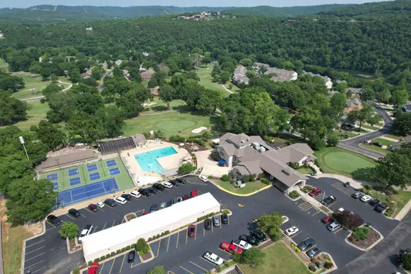 Branson, MO 65616,180 Lake Club DR #12