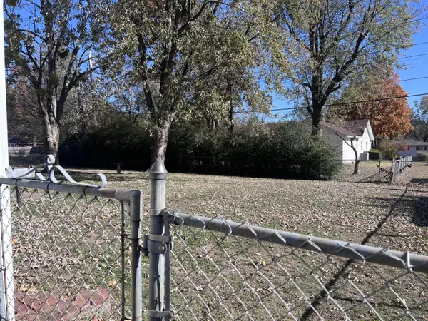 Carthage, MO 64836,1910 Wynwood DR