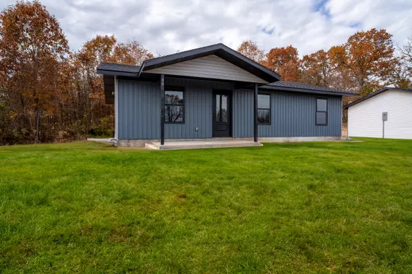 Crane, MO 65633,99 Sugar LN