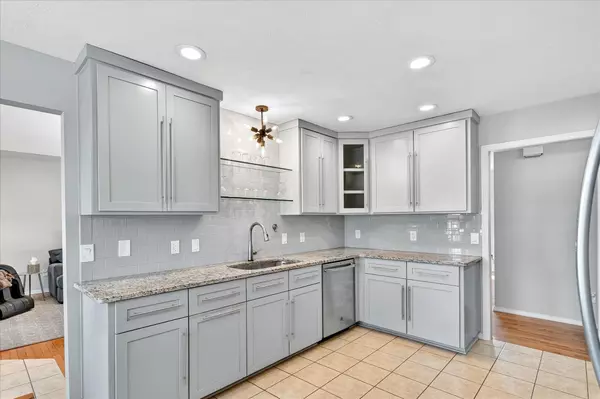 Springfield, MO 65809,3260 S Brunswick AVE