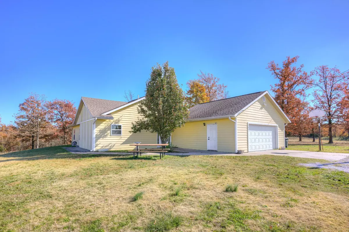 Joplin, MO 64804,3061, 3121 3107 & 3110 South Day RD