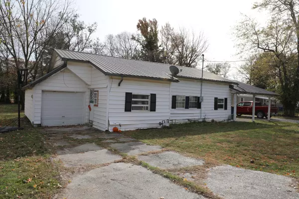 204 S 15th ST, Sarcoxie, MO 64862