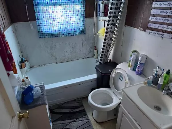 Springfield, MO 65802,219 N Forest AVE