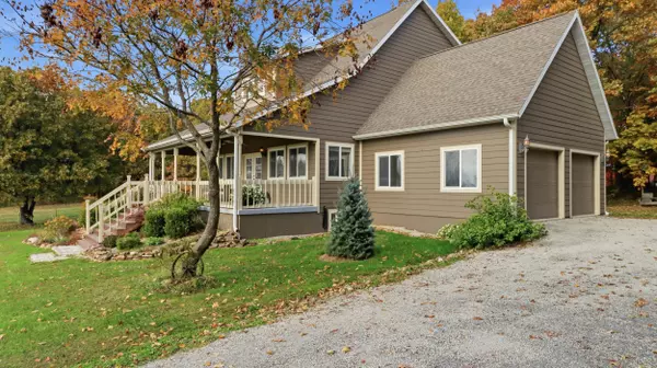 Moody, MO 65777,3327 Missouri 142